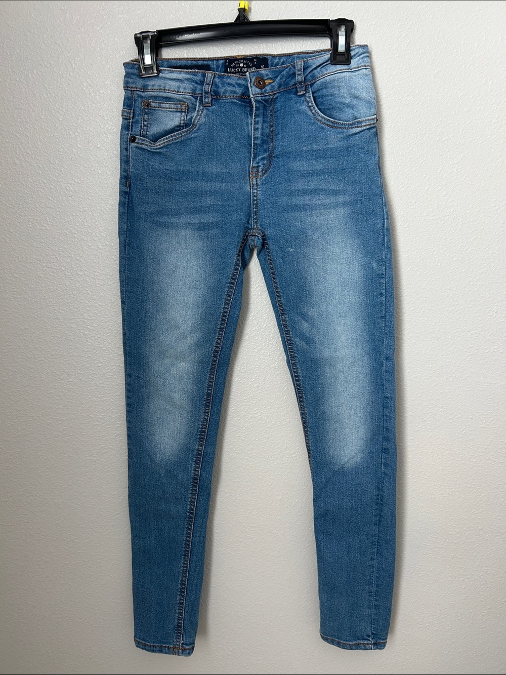Cute blue skinny jeans